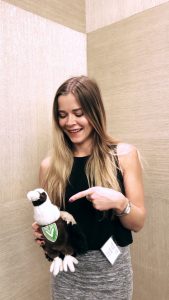 Nikola meeting Vanny the Veeam Vanguard mascot